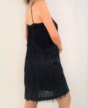 Charger l&#39;image dans la galerie, Charleston Black Silk Fringes Dress
